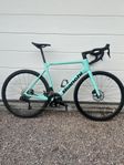 Bianchi sprint 105 di2