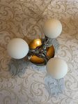 Designad hall lampa
