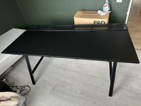skrivbord utespelare