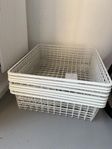 Trådbackar med tillhörande skenor 