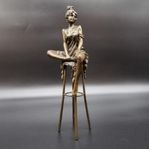 Staty, Bronze Lady on Barstool - 29 cm - Brons