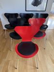 Fritz Hansen Sjuan, design Arne Jacobsen för Fritz Hansen