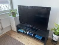 Tv-bänk