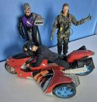 Actionman med motorcykel och andra gubbar