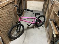 Rosa BMX 20” . Trickcykel. Helt ny