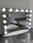 Sminkspegel med belysning - Bright Beauty