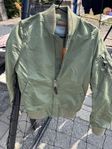 Bomberjacka Alpha Industries
