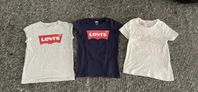 Levis o Adidas kläder i stl 128