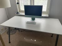 Kontorsbord - rymligt och justerbart 