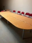 Stort bord / konferensbord/ 8 stolar
