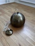 lampa i mässing