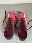 Adidas fotbollsskor