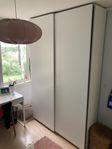 PAX garderob 150x36x236 med skjutdörrar 