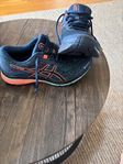 Asics Gore-Tex DAMSKOR str 37