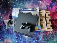 PS4 Pro 1TB (Se bilderna)