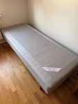 Säng 80x200cm bortskänkes