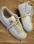 Nike sneakers stl 40