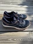 Asics GT-1000 löparsko storlek 38