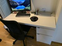 Skrivbord