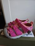 Keen sandaler för barn strl 23