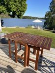 Äpplarö slagbord i brunbetsat trä med plats för 2-6perso