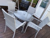 Balkong eller uteplats bord + 4st stolar 