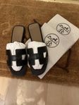 HERMES Oran sandal 