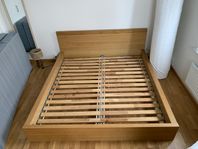 Säng 180 Malm