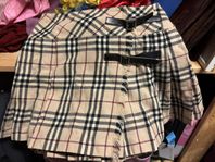 Burberry kjol