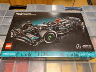 ÖSTRKE! Lego Technic 42171 - Mercedes-AMG F1, komplett