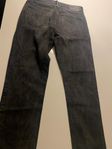 svarta loose fit jeans 