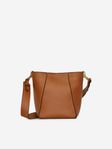 Bucketbag i skinn från Arket, nyskick!