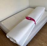 säng 140cm