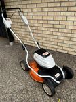 Stihl RMA 2 RT Batterigräsklippare – Komplett Paket