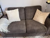Tvåsitsig soffa