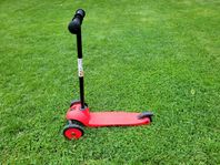 Trehjulig kickbike / sparkcykel