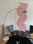 Golvlampa med marmorfot