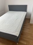 säng 140x200