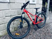 Cykel, barn o vuxen,  Marlin 5 Trek MTB 27,5”