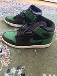 Jordan 1 high OG pine green