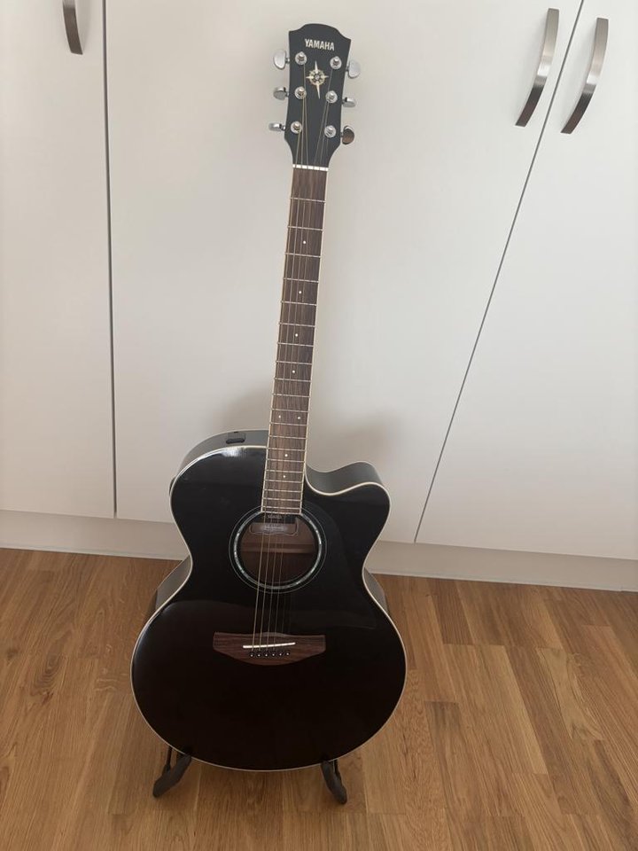 Yamaha CPX600