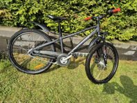 Crescent Jare 24"