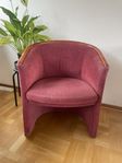 Vintage Red Armchair – Cozy & Stylish