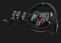 Logitech ratt med pedaler 