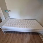Barn/Ungdom säng från Ikea