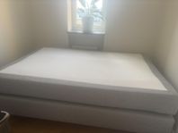 säng 140cm Mio