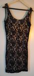 Spets overlay/Illusion dress 