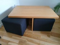 Soffbord med två pallar