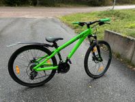 En mycket fin grön Scott Voltage YZ 26