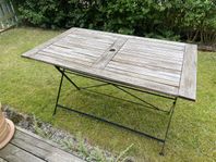 fällbart bord utomhus